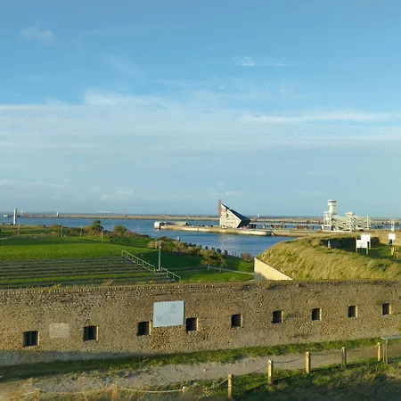 Le Clos Des Mouettes לינה וארוחת בוקר